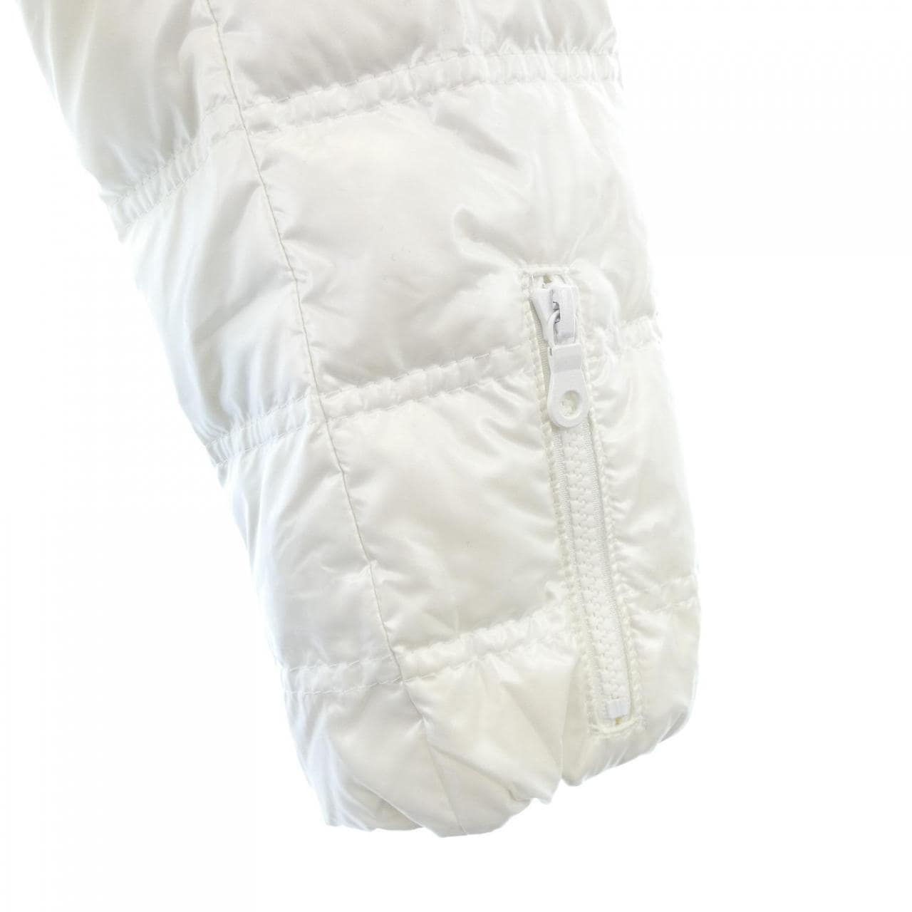 ダルタンボナパルト DARTIN BONAPARTO ダウンジャケット