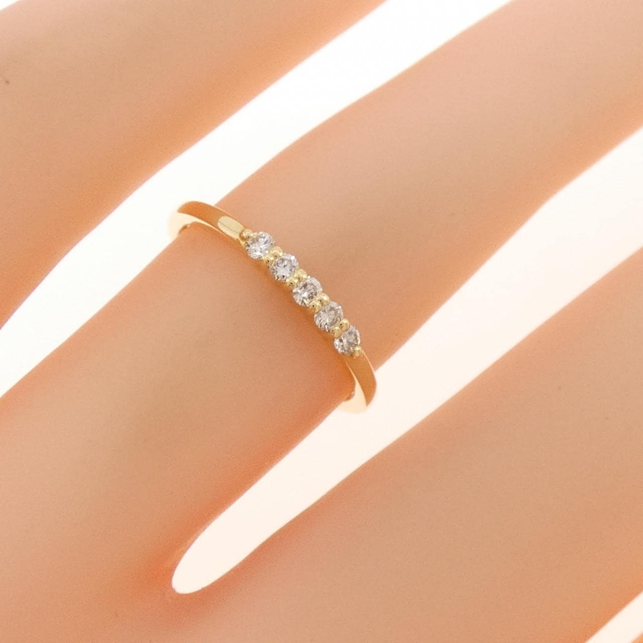 アーカー エメピンキー リング 0.10CT