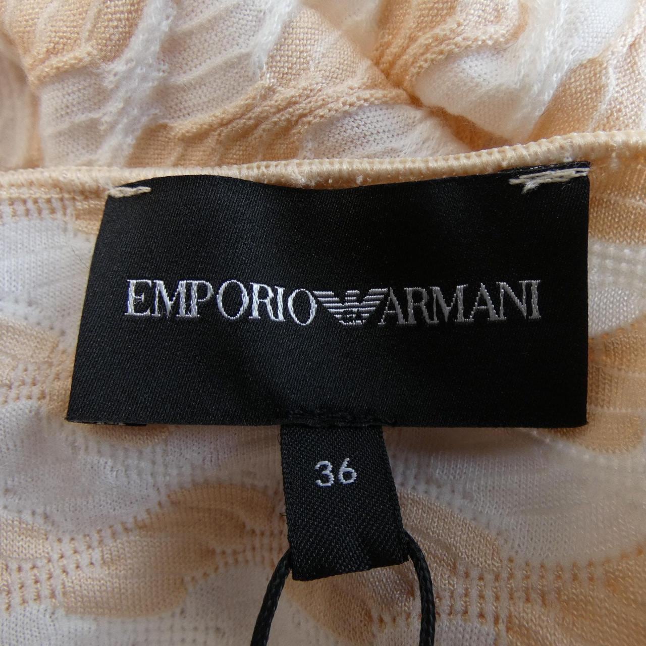 エンポリオアルマーニ EMPORIO ARMANI トップス