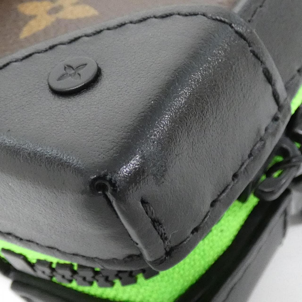 LOUIS VUITTON Monogram (LV Friends) Soft Trunk Phone Box M80144 Shoulder Bag