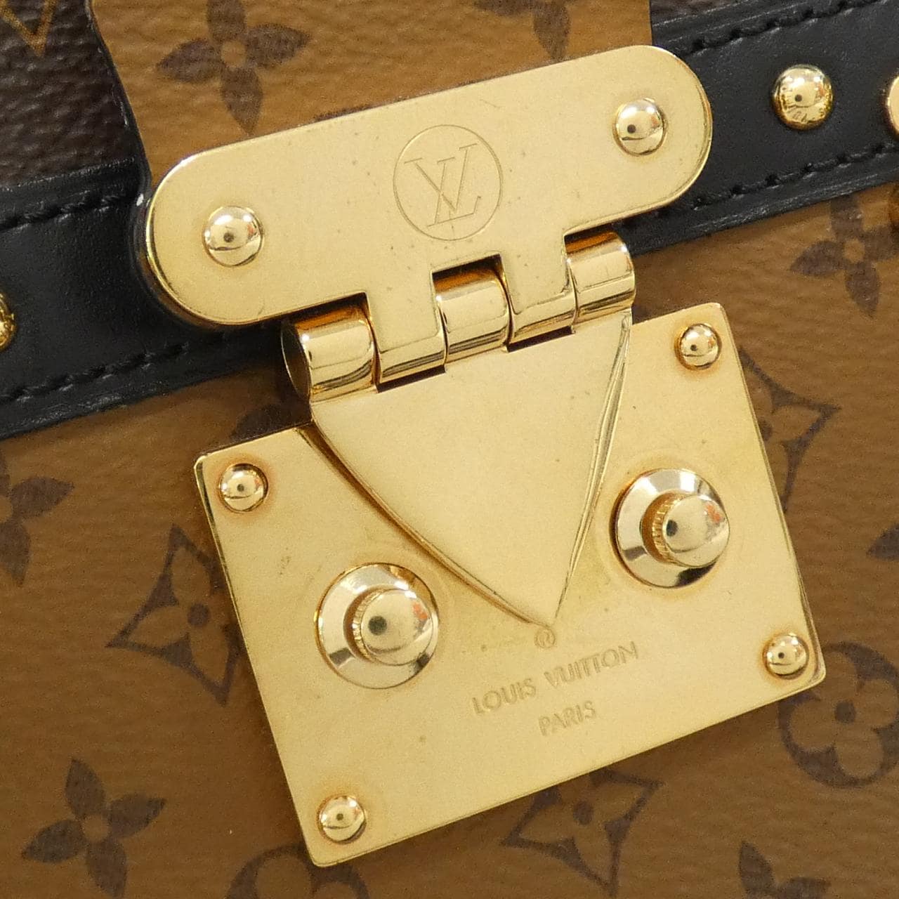 LOUIS VUITTON Monogram Reverse Trunk Clutch M43596 單肩包