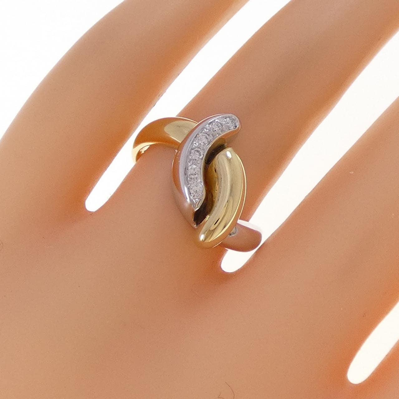 750WG/750YG ダイヤモンド リング