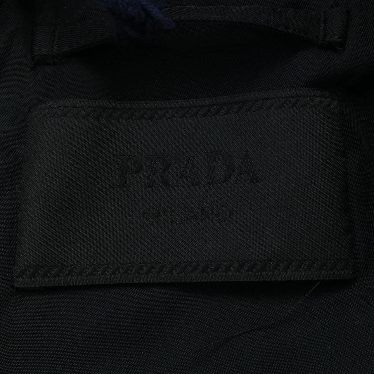 プラダ PRADA ダウンコート