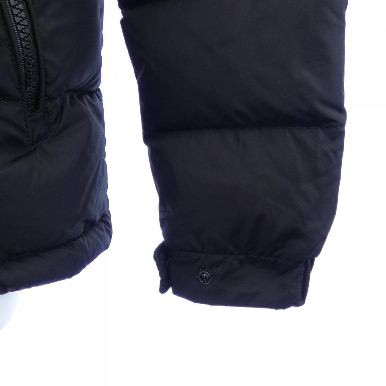 モンクレール MONCLER LAVEDA ダウンジャケット