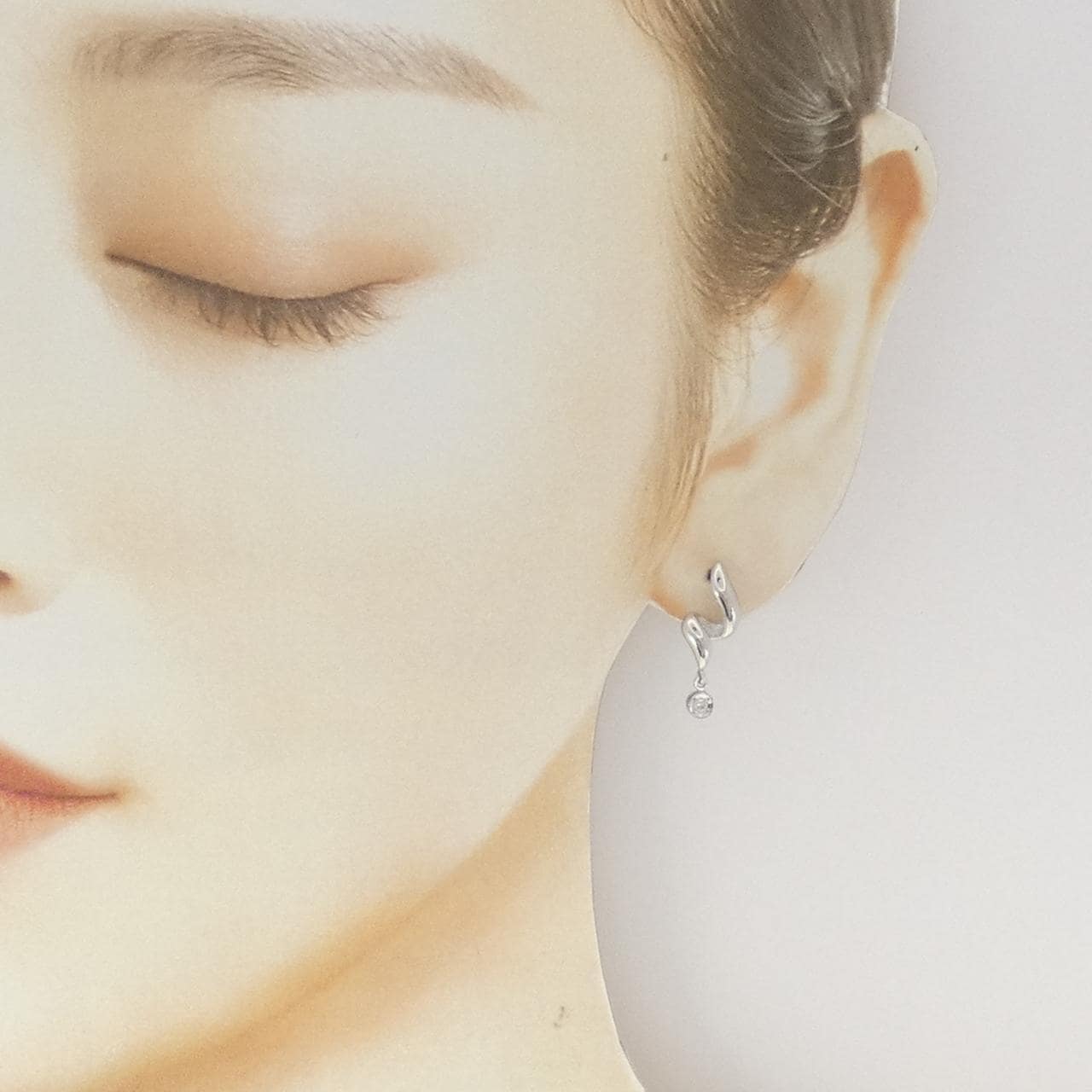 PT850/PT900 ダイヤモンド ピアス 0.06CT