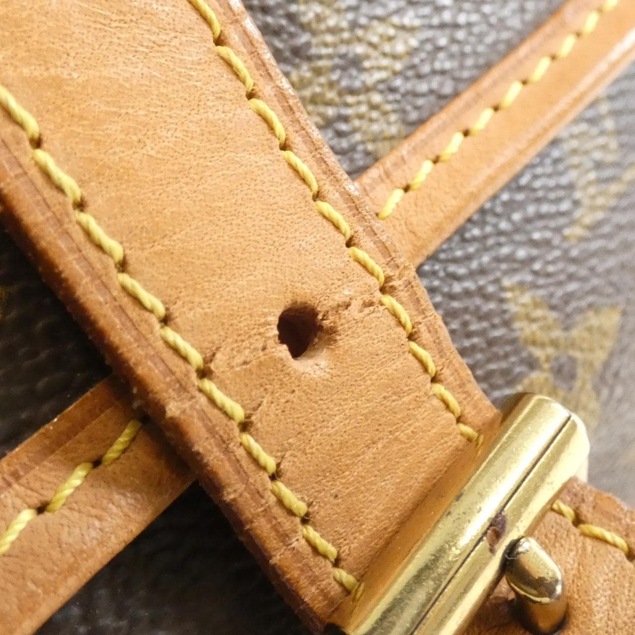 ルイヴィトン モノグラム ソミュール 30cm M42256 ショルダーバッグ