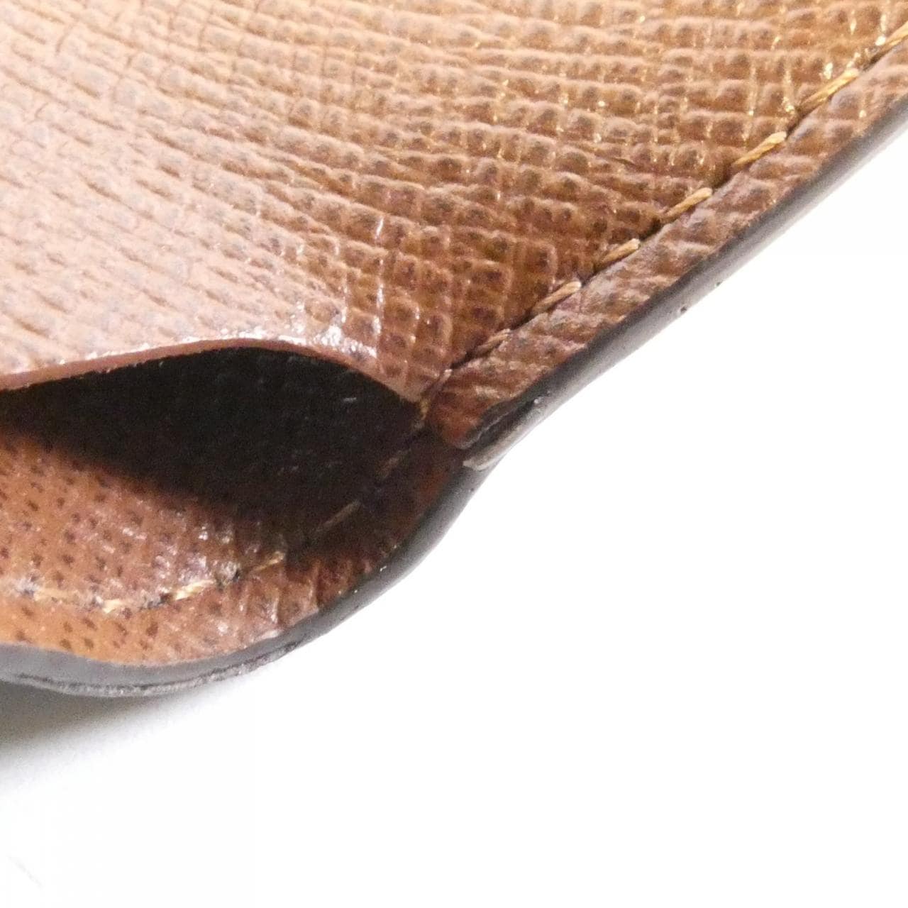 ルイヴィトン モノグラム ポルトフォイユ ヴィクトリーヌ M62472 財布