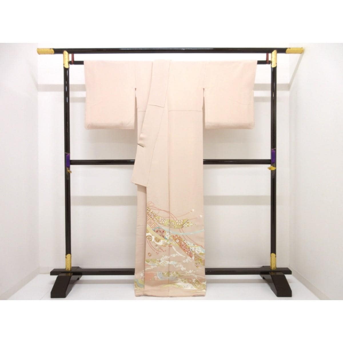 色留袖　友禅金彩加工　刺繍入り　丸に木瓜