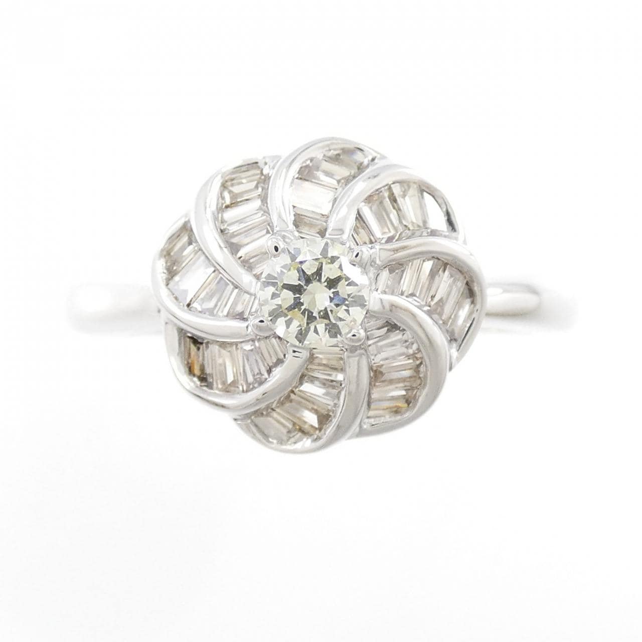 K18WG ダイヤモンド リング 0.37CT