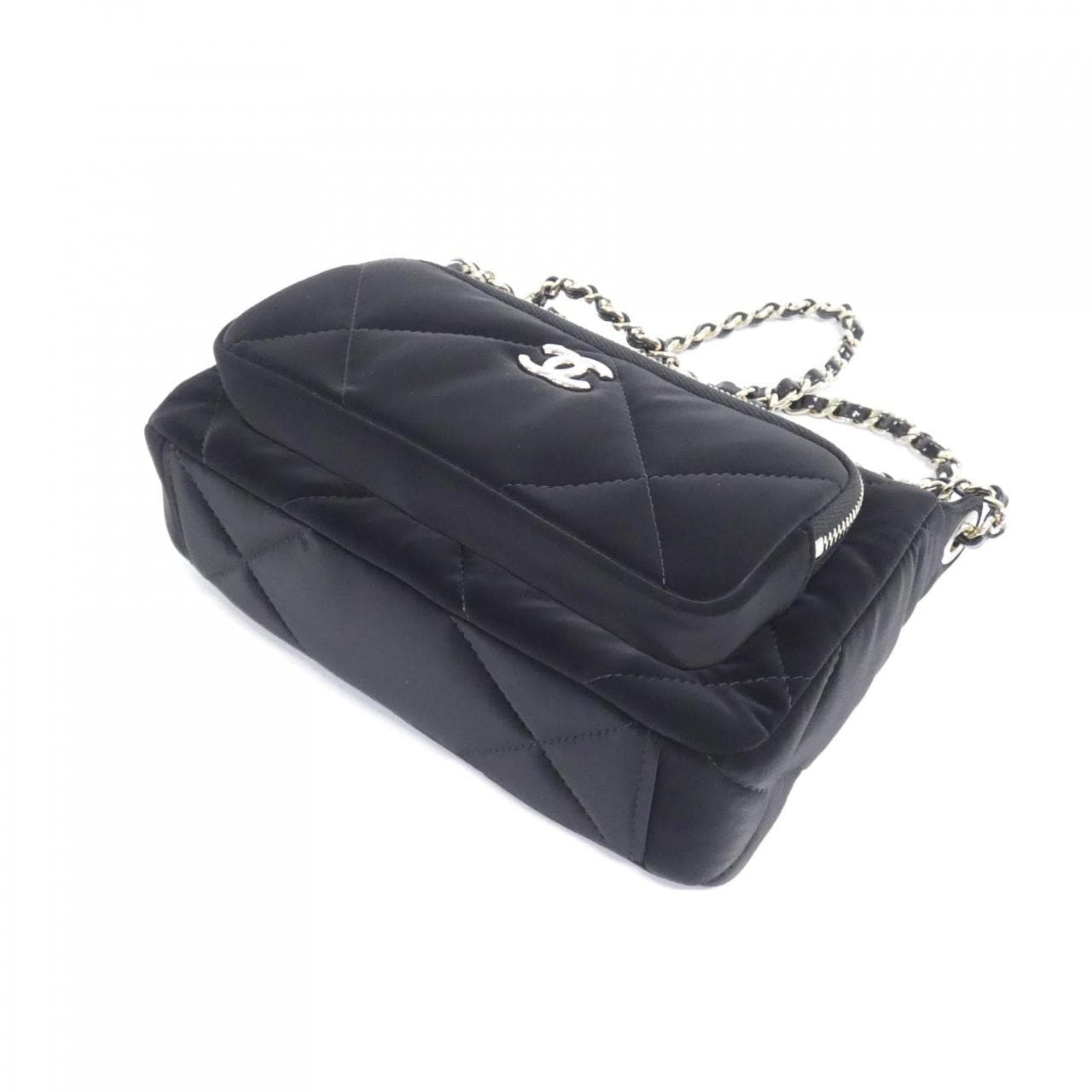 シャネル AP4771 チェーンクラッチ