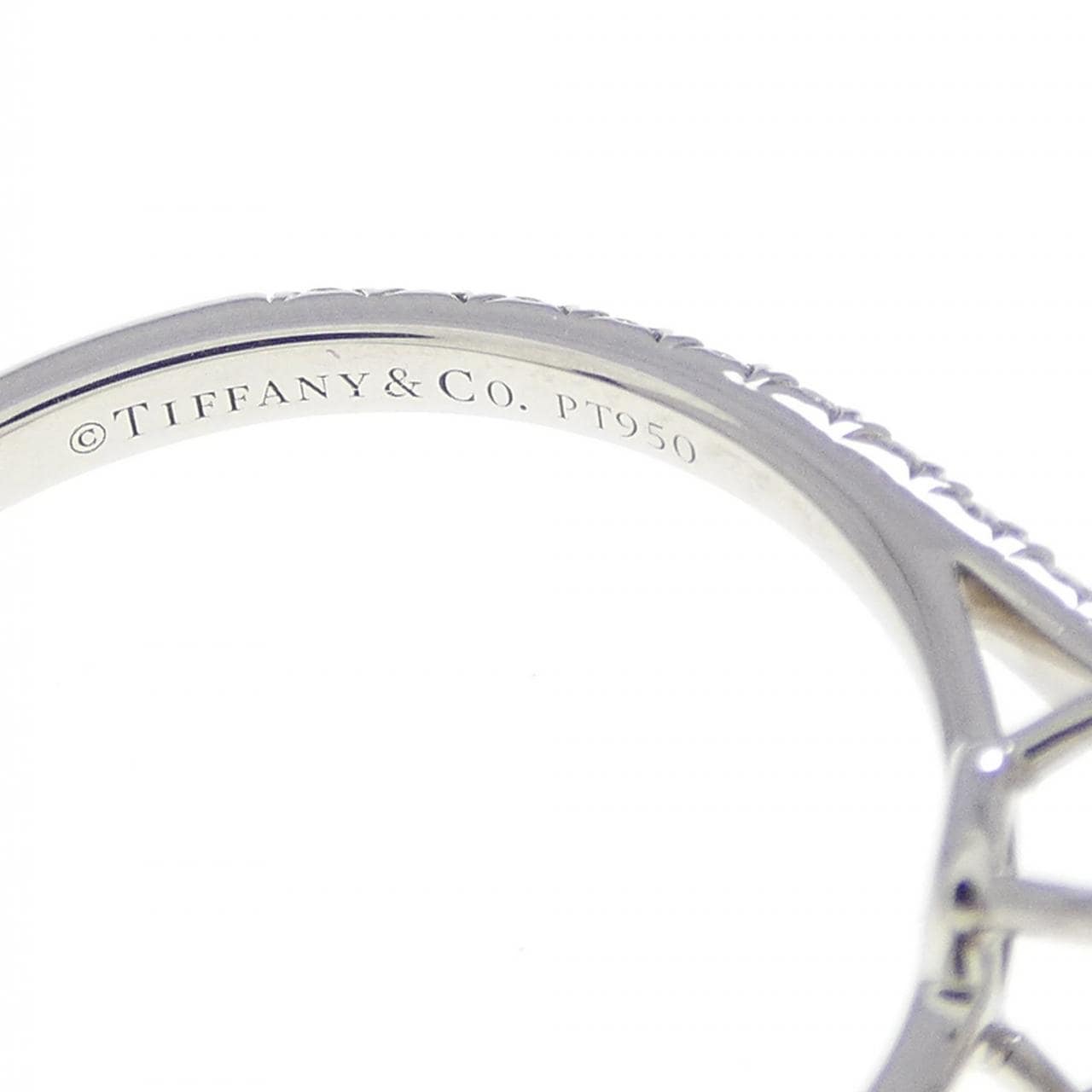 ティファニー ソレスト エメラルドカット リング 0.40CT F VVS1