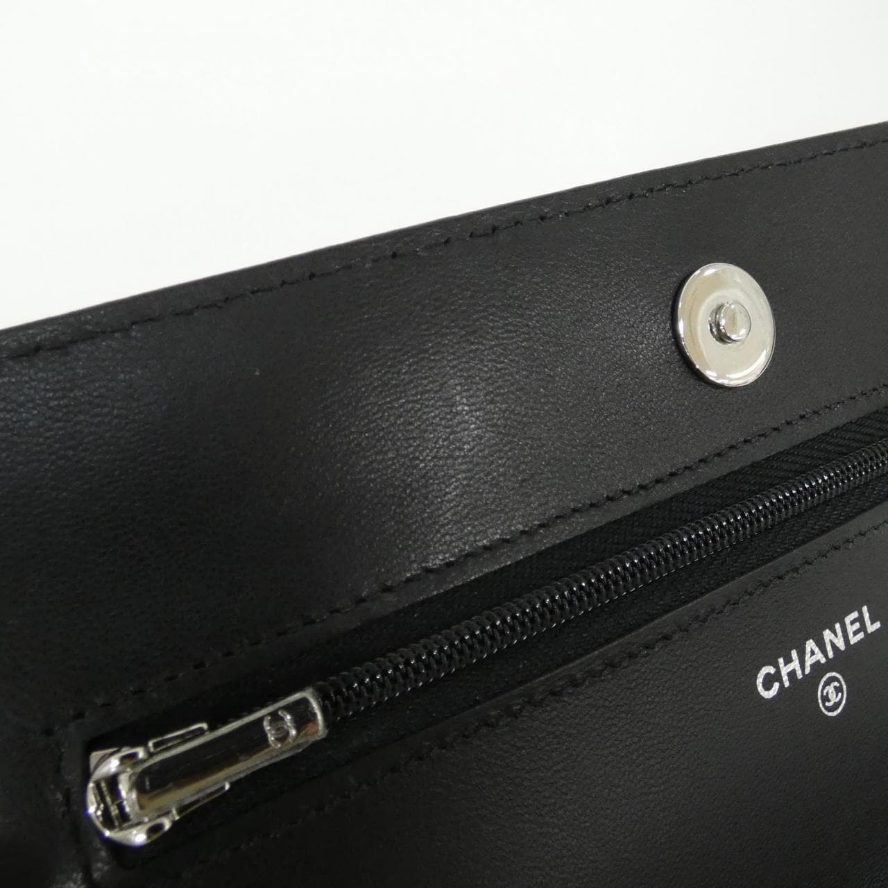 シャネル タイムレスクラシック ライン AP0250 チェーンウォレット