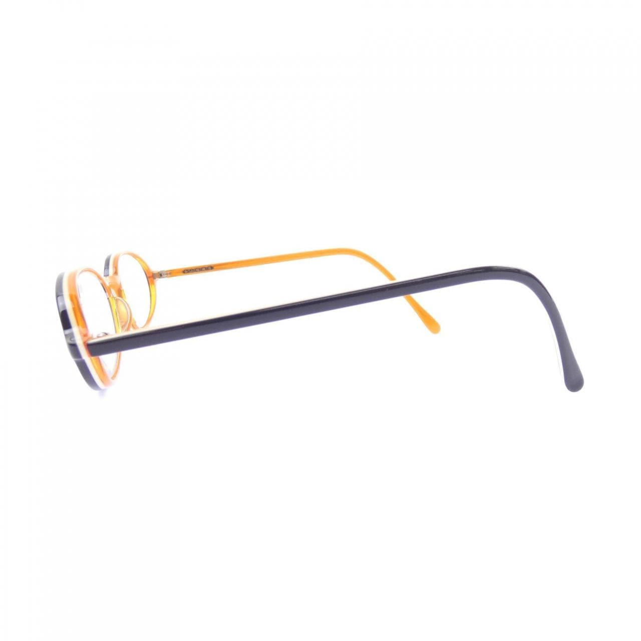 白山眼鏡店 EYEWEAR