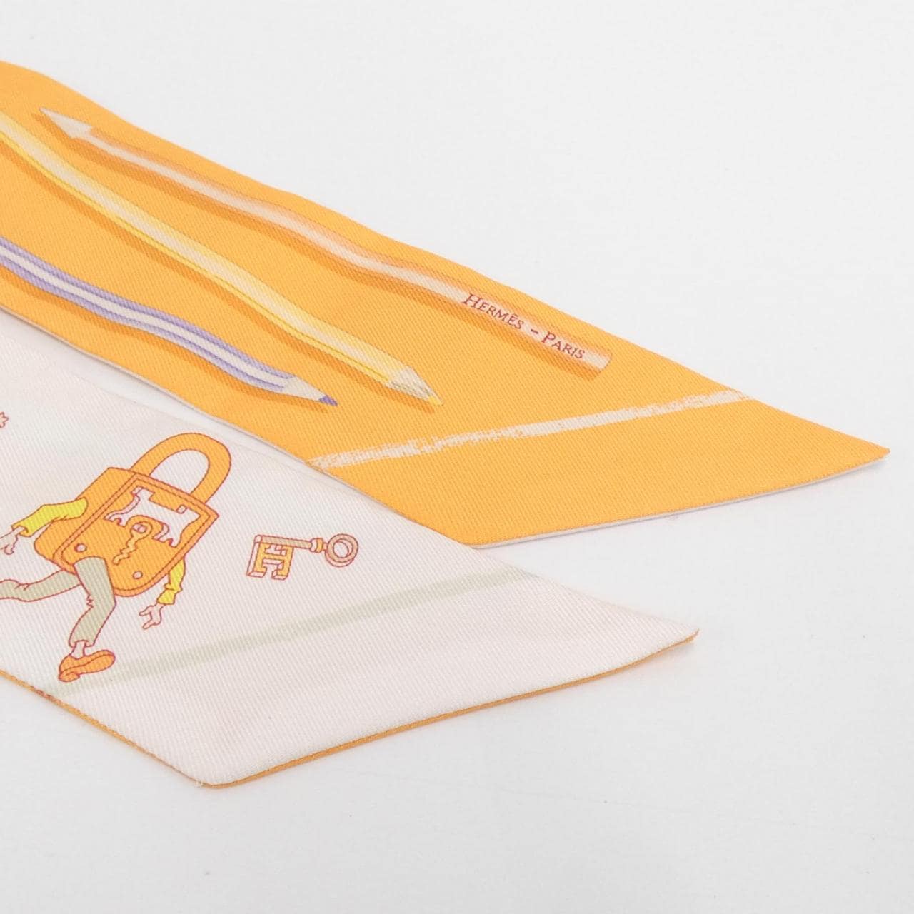 エルメス A VOS CRAYONS ET CARRE ツイリー 064221S スカーフ
