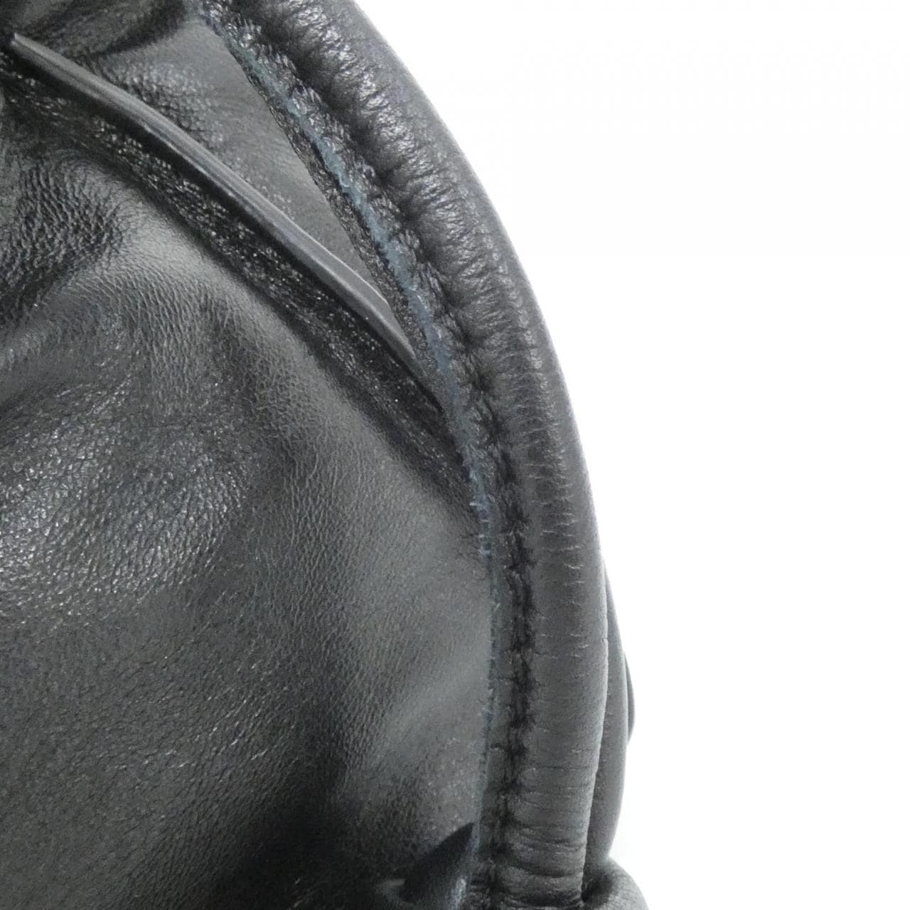 ロエベ パファー フラメンコ クラッチ A411FC1X67 バッグ