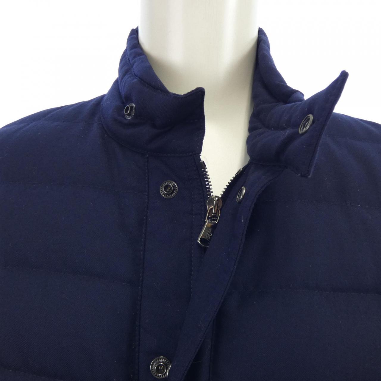 モンクレール MONCLER ダウンジャケット