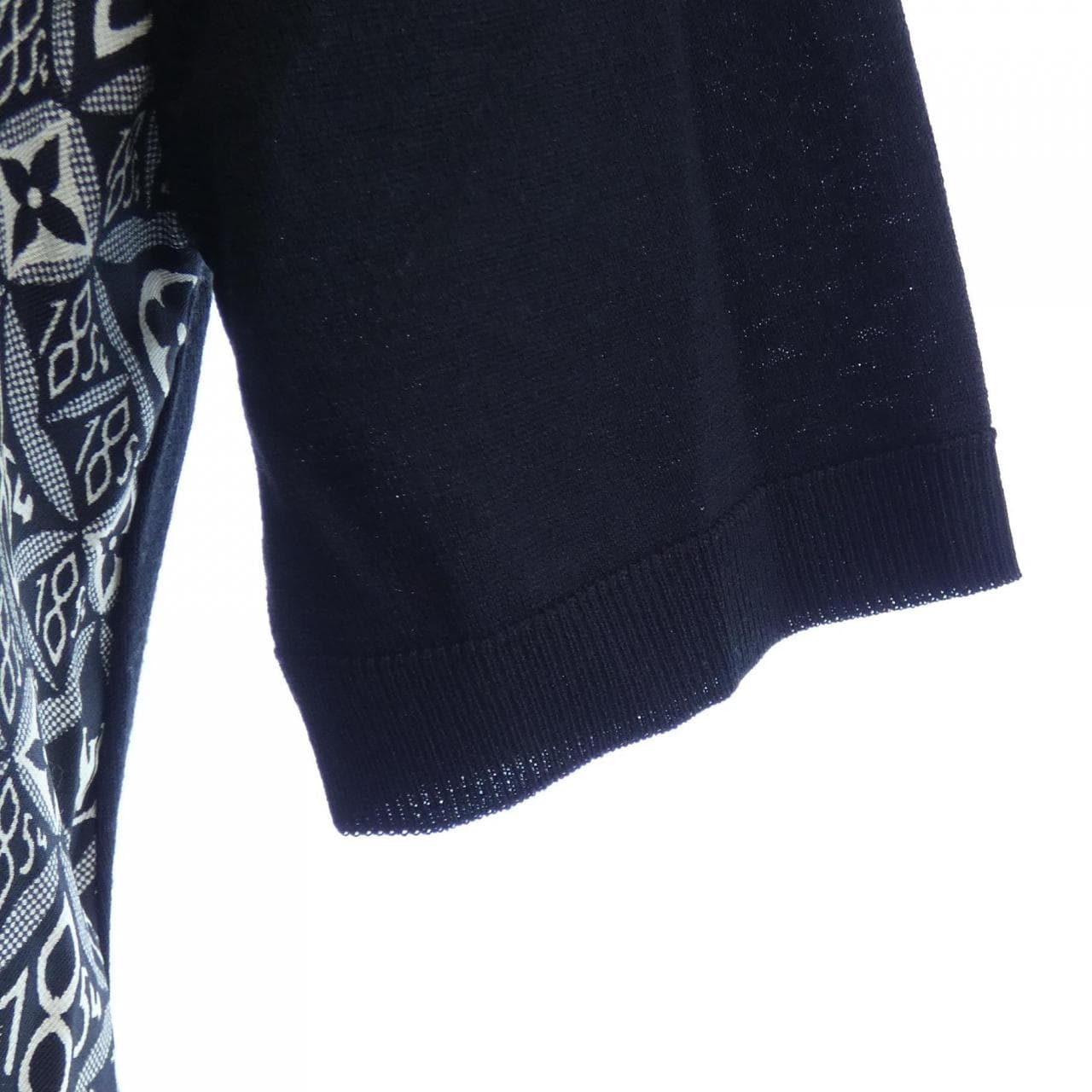 ルイヴィトン LOUIS VUITTON コントラストバック FKKM03ZPE トップス