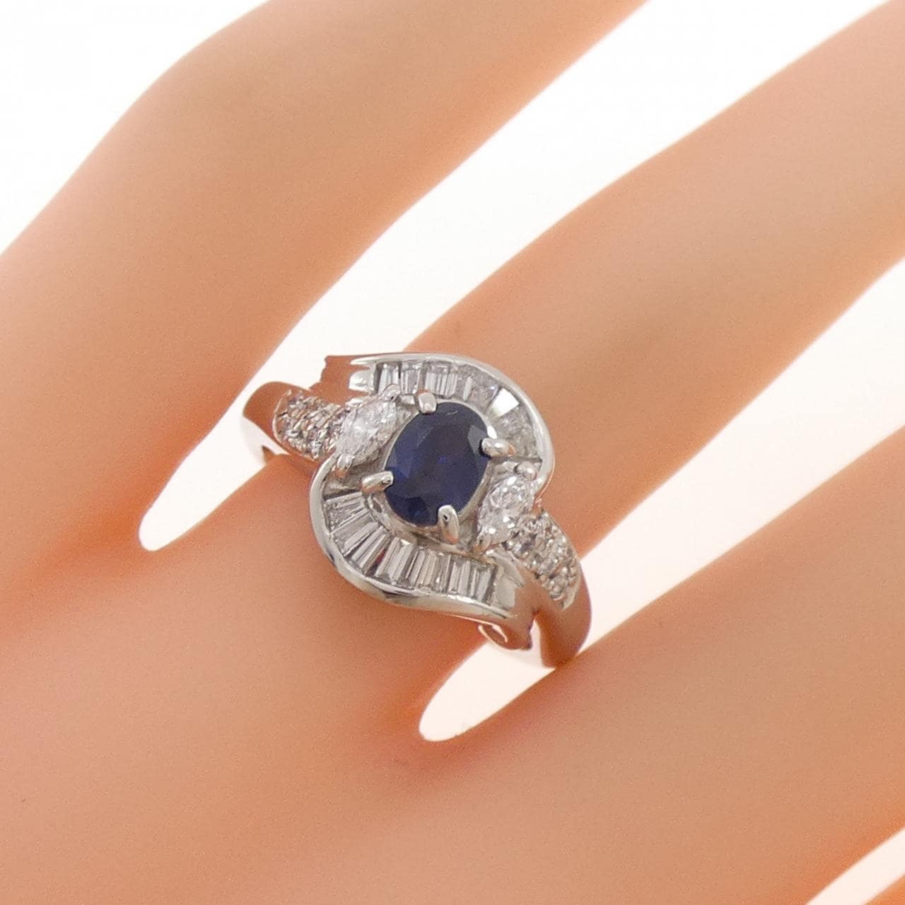 PT900 サファイヤ リング 0.61CT