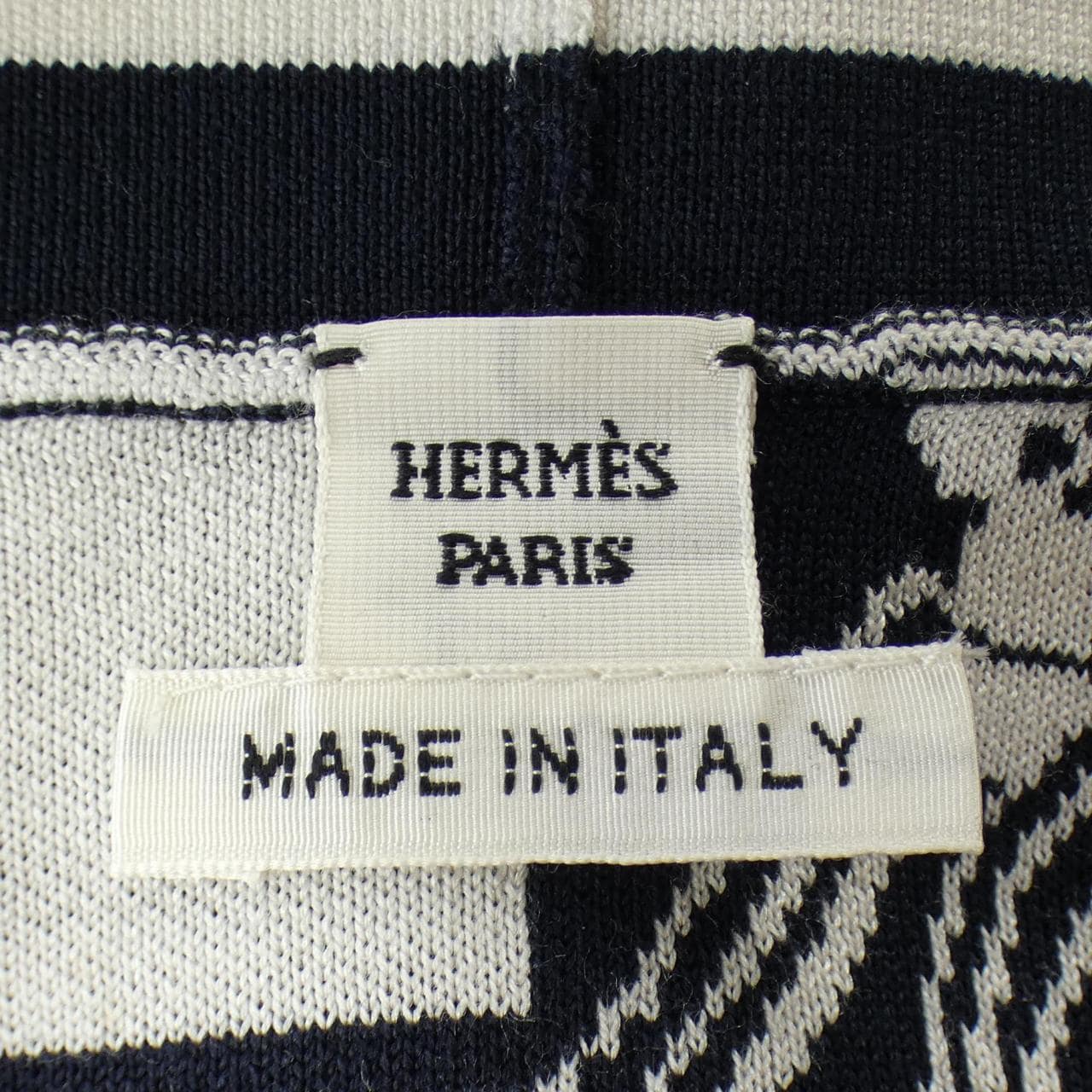 エルメス HERMES EN DESORDRE FINESSE BRIDE DE GALA 4E2727D6 カーディガン