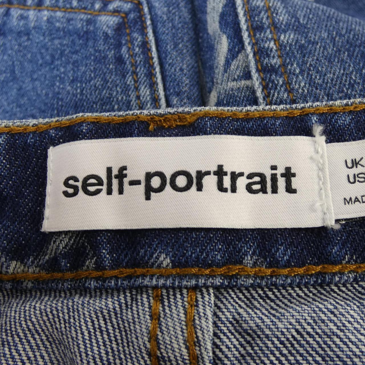 セルフポートレイト self-portrait スカート