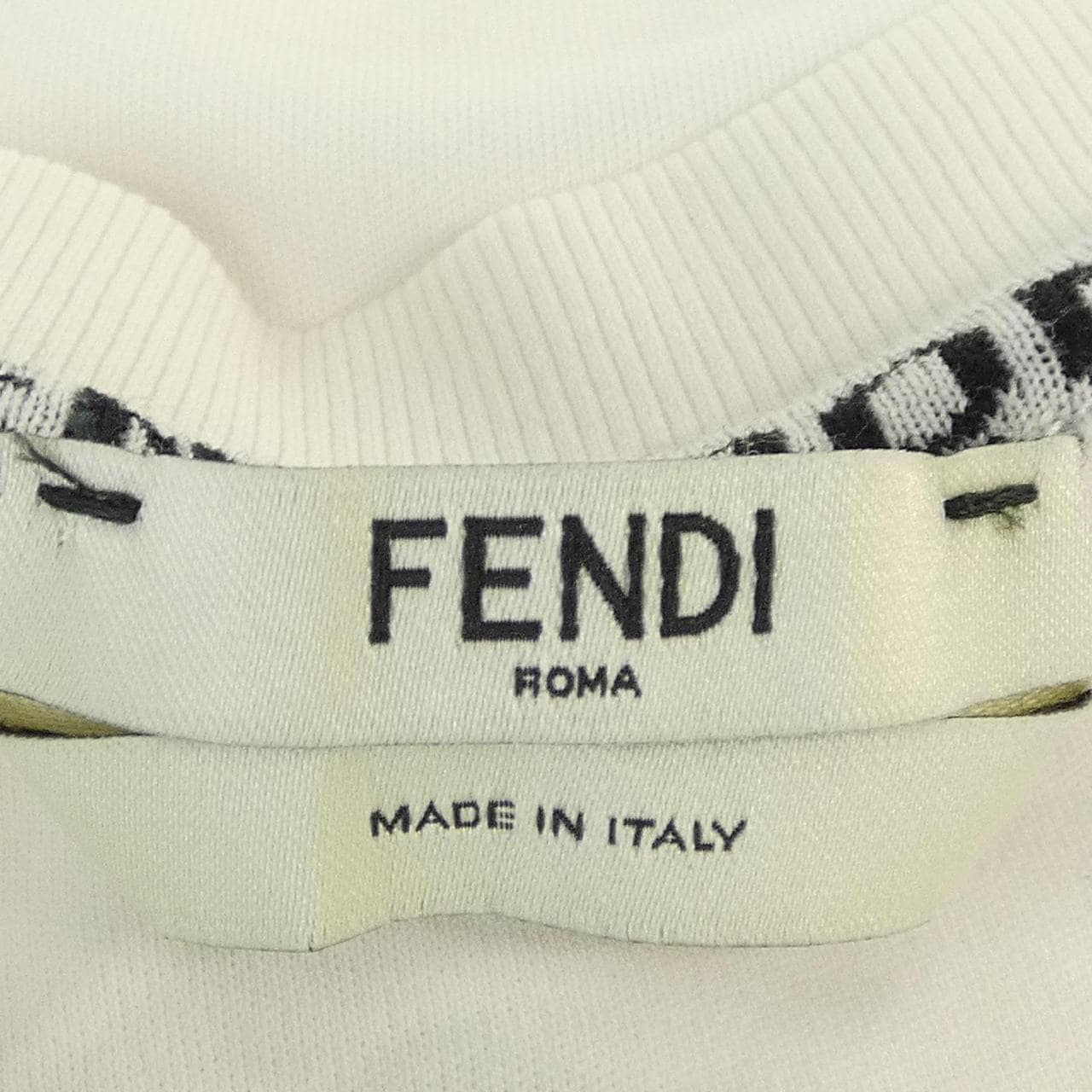 フェンディ FENDI FS7011 A3MA Tシャツ