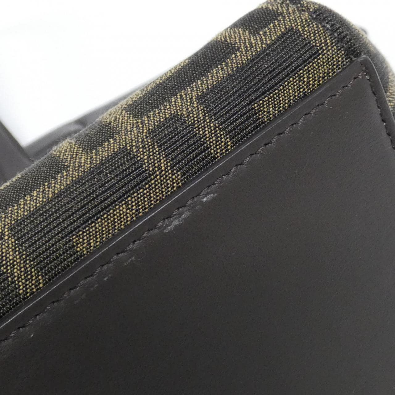 フェンディ フェンディ オリガミ ミディアム 8BH414 AFPM ショルダーバッグ