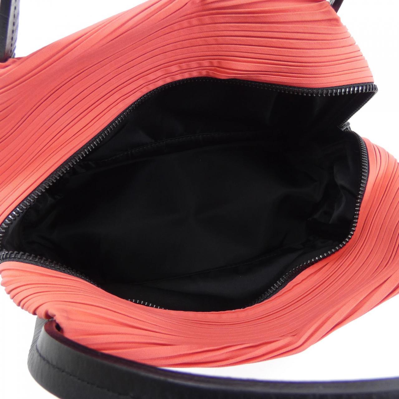 百褶PLEATS PLEASE BAG