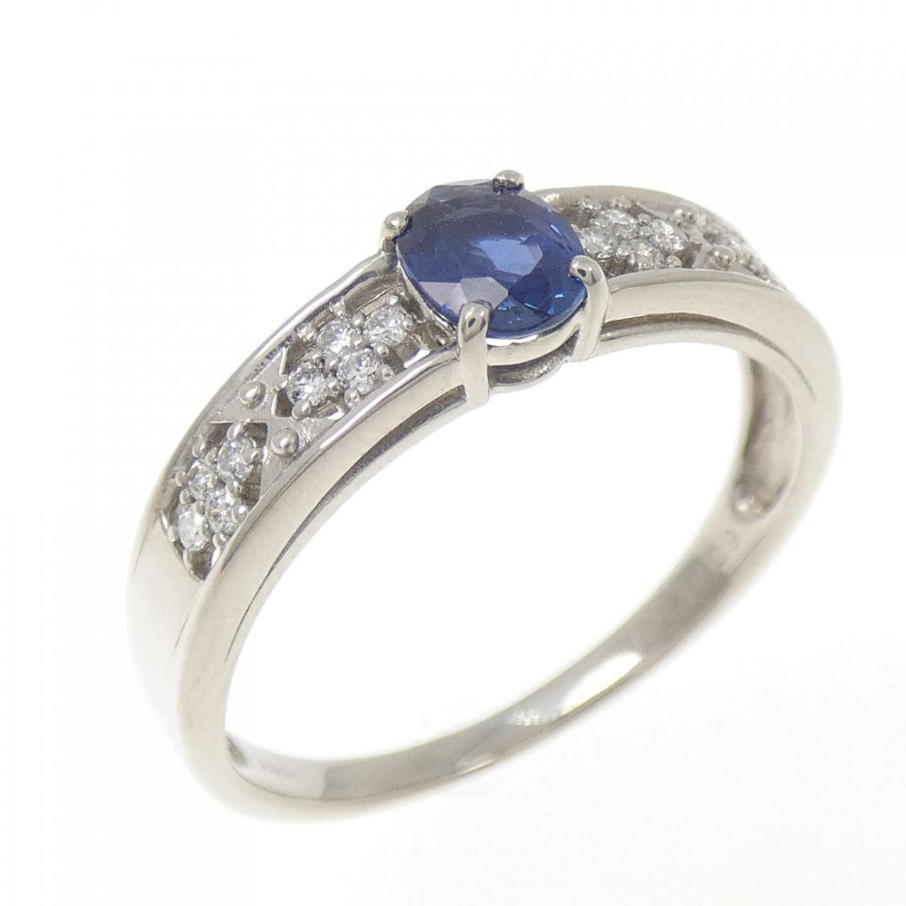 PT950 サファイヤ リング 0.44CT