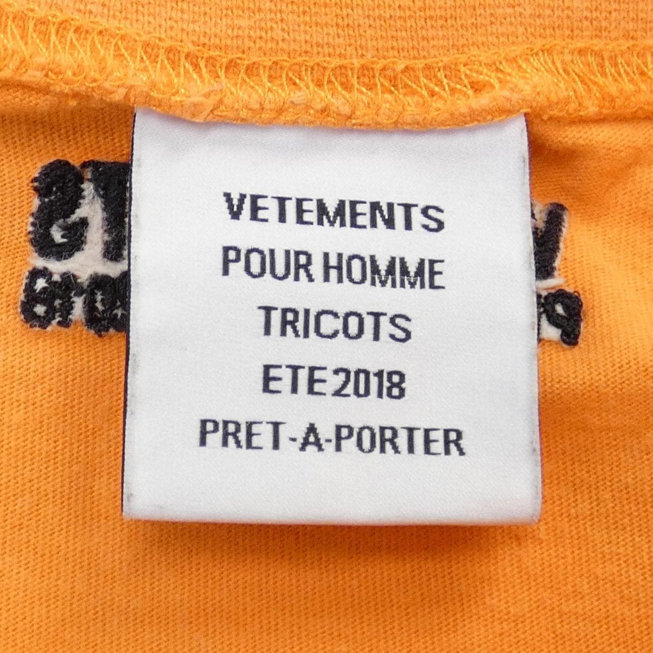 ヴェトモン VETEMENTS Tシャツ
