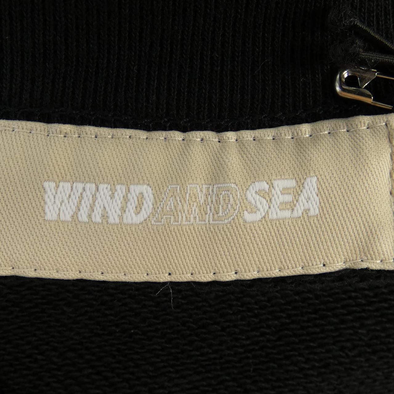 ウィンダンシー WINDANDSEA スウェット