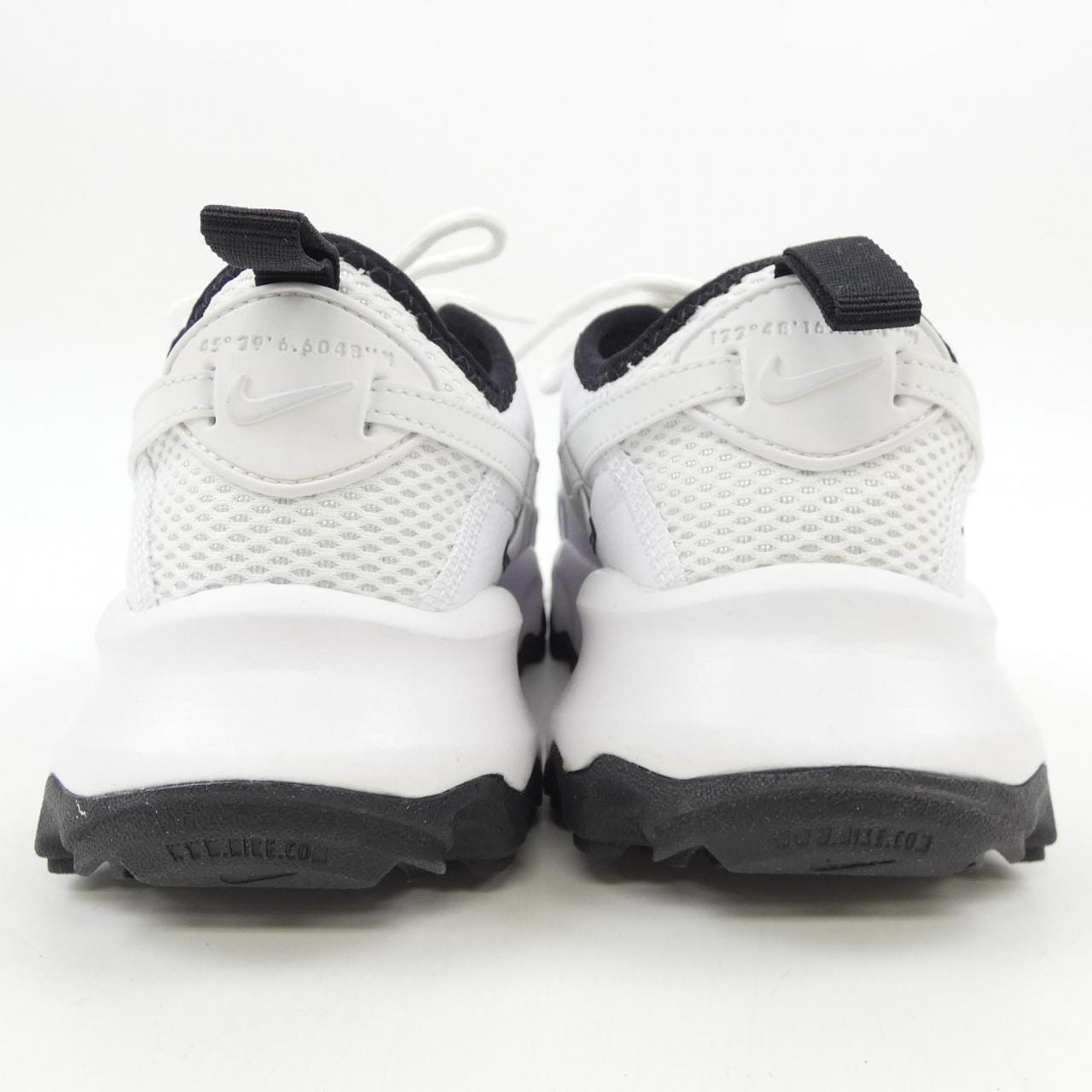 ナイキ NIKE DR7851-100 スニーカー