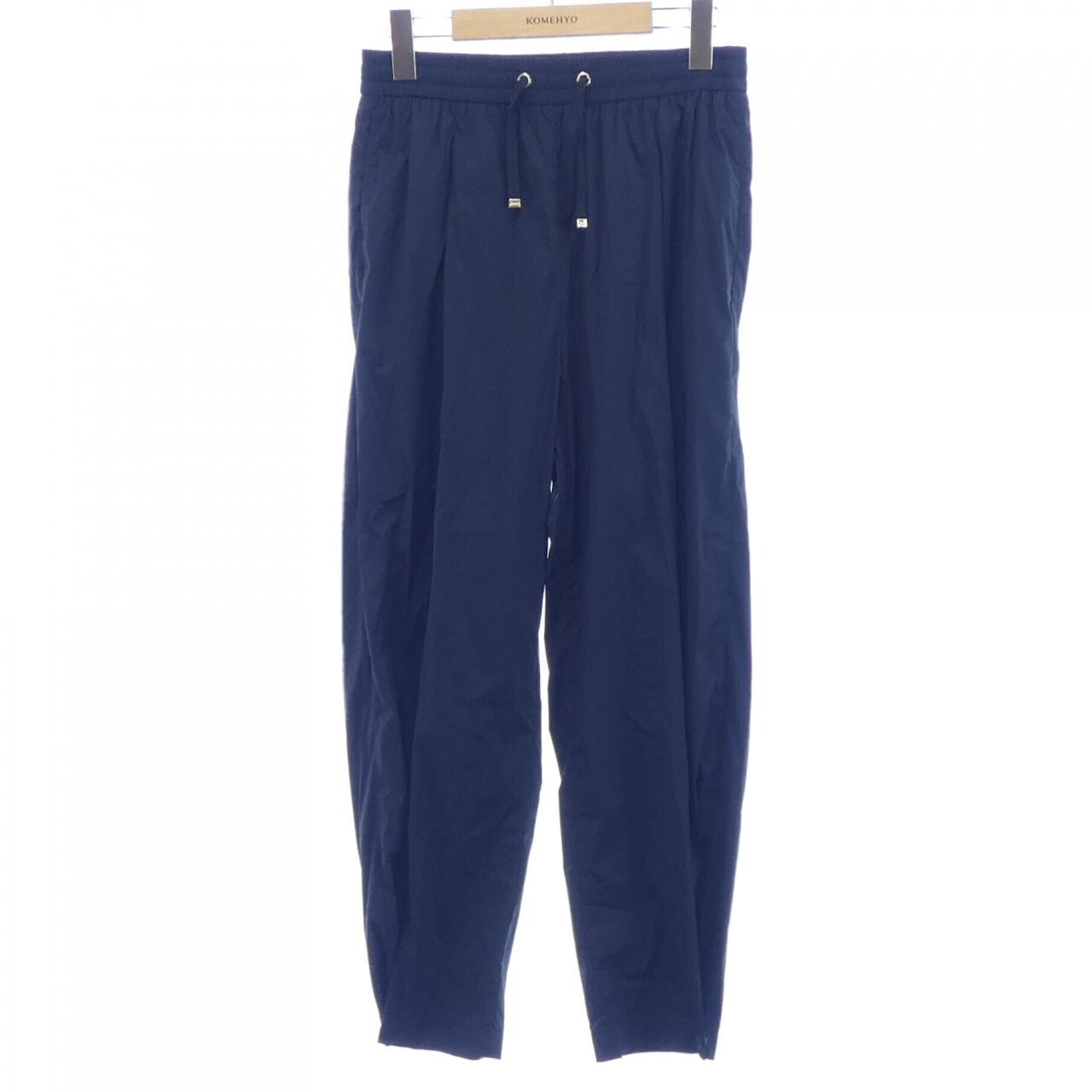 ヘルノ Herno パンツ