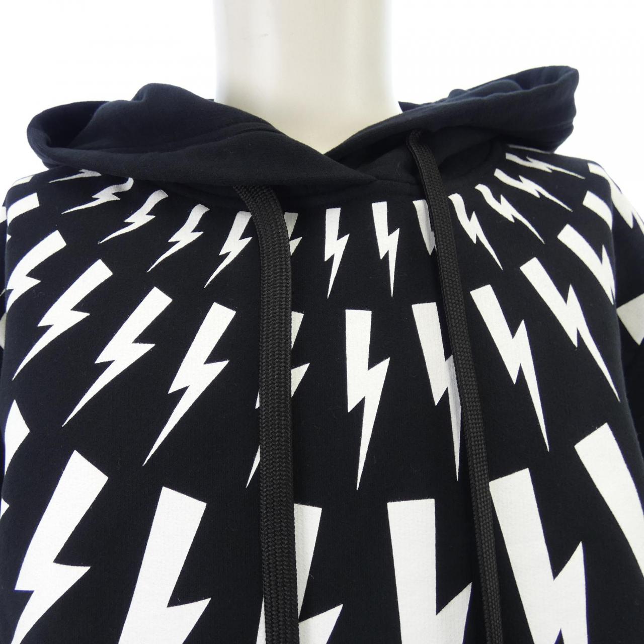 ニールバレット Neil Barrett NBV7JS186A パーカー