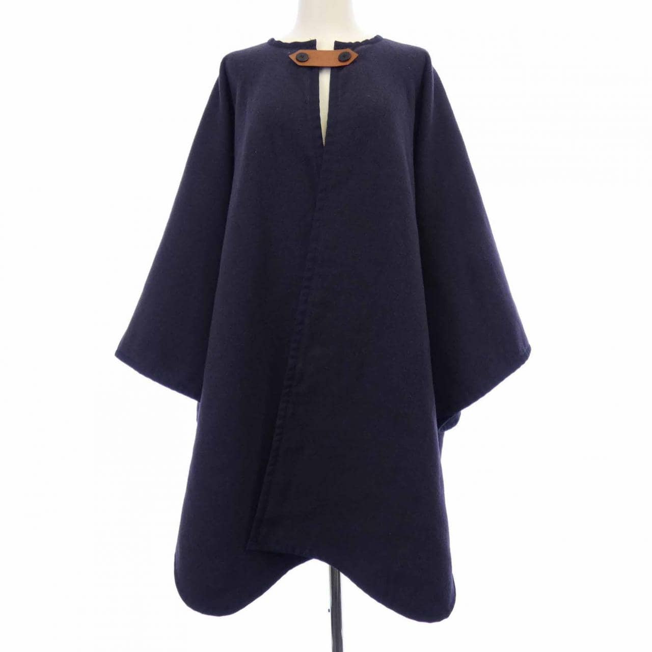 エルメス HERMES CAMAIL PONCHO SELLIER 800604E カマイユ ケープ