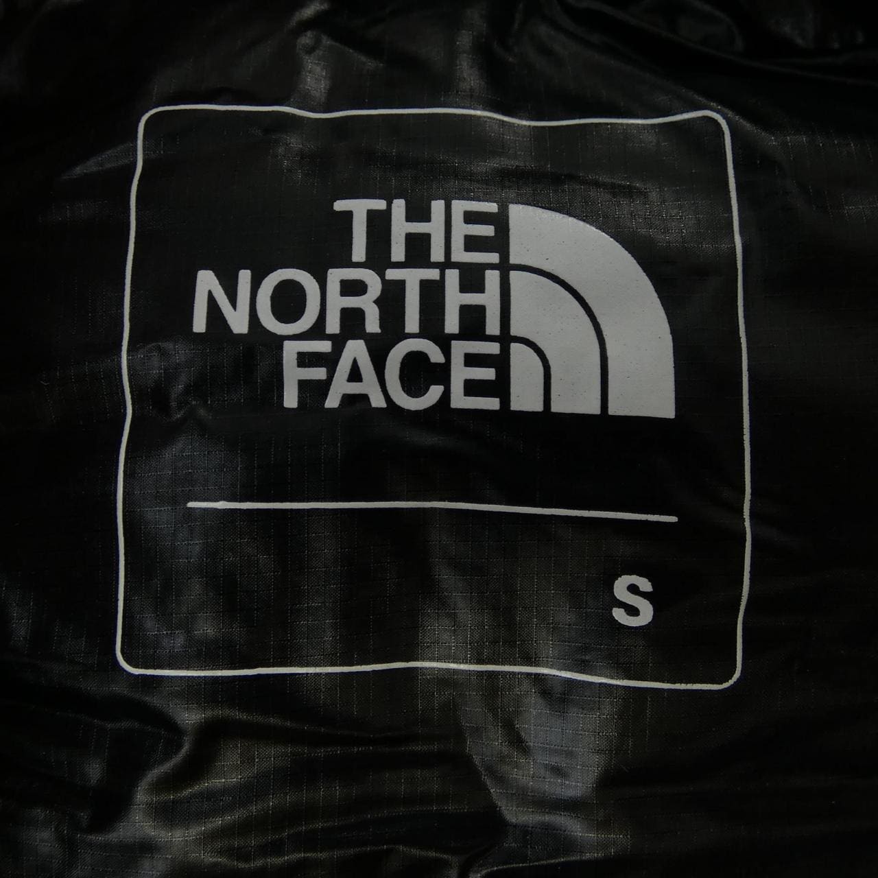 ザノースフェイス THE NORTH FACE NYW81811 ダウンジャケット