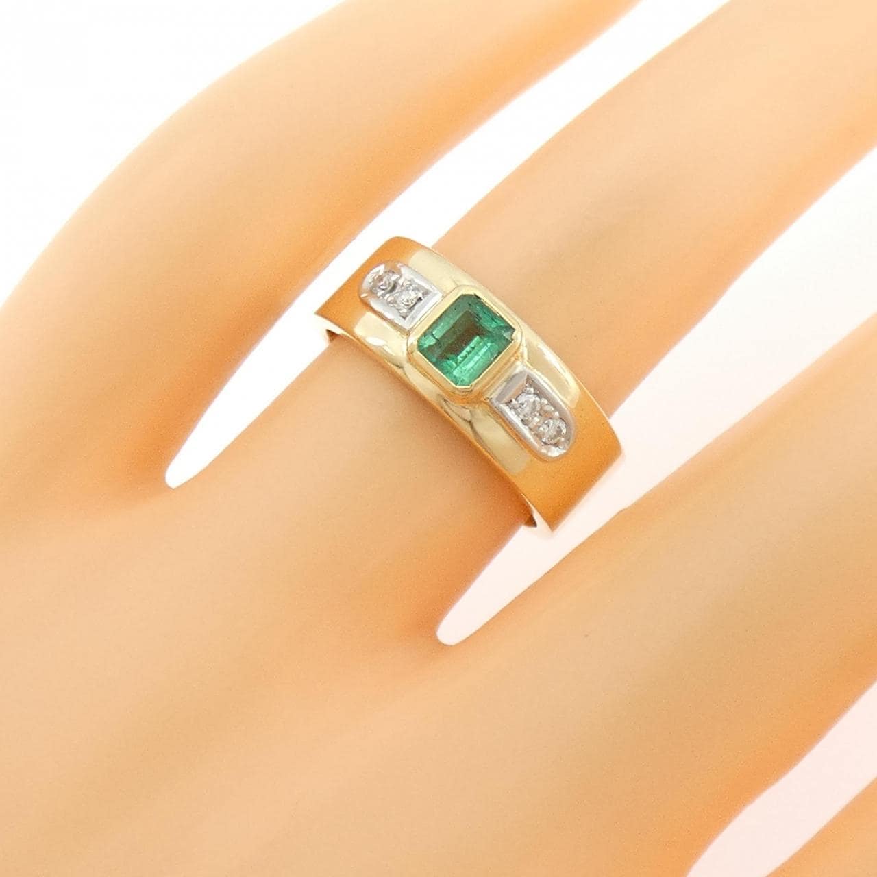 タサキ エメラルド リング 0.32CT