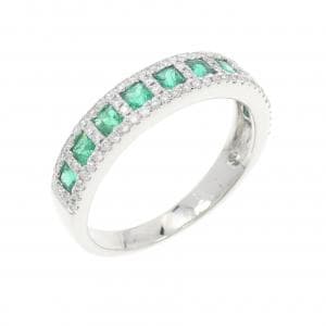 emerald ring