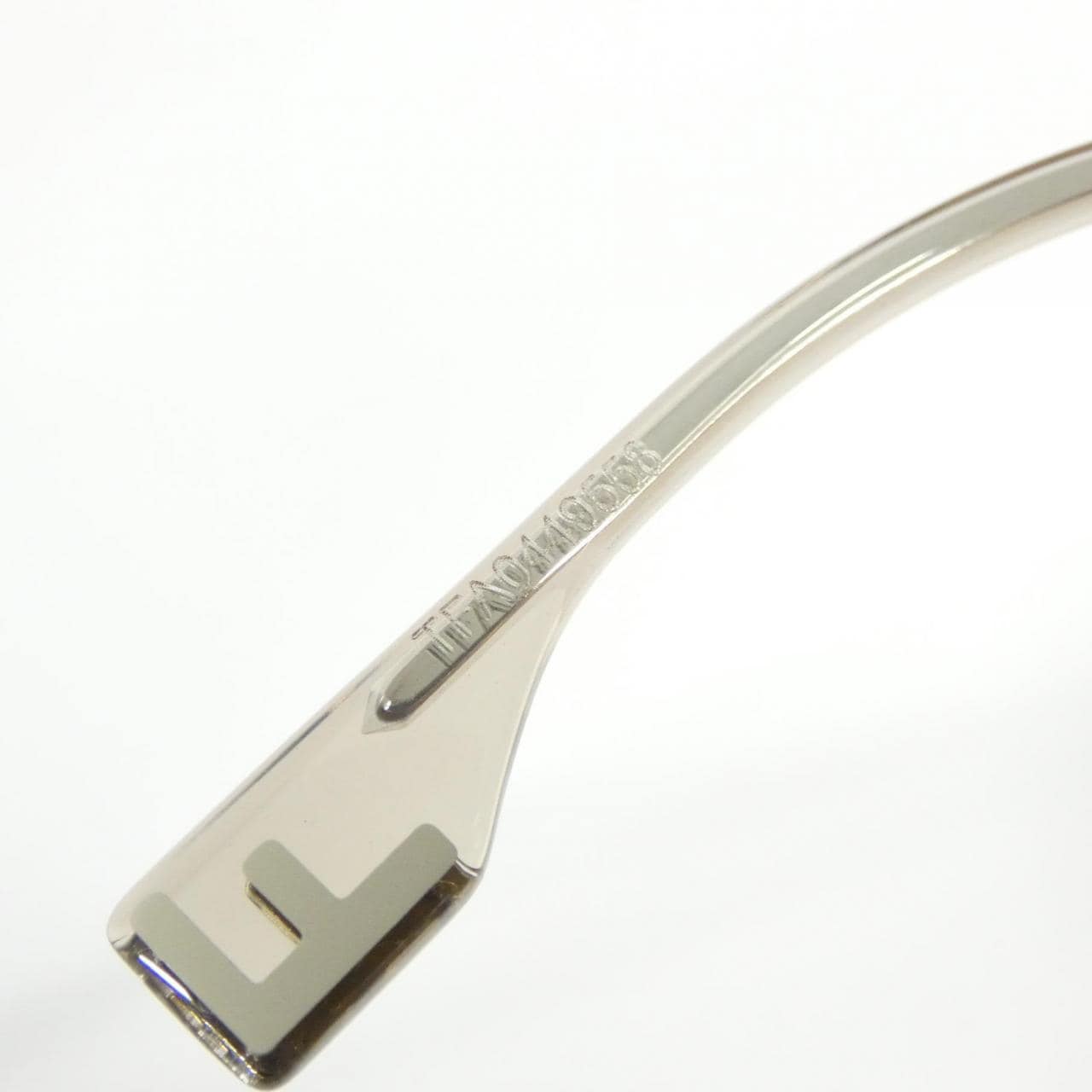 【新品】フェンディ FE40060U サングラス