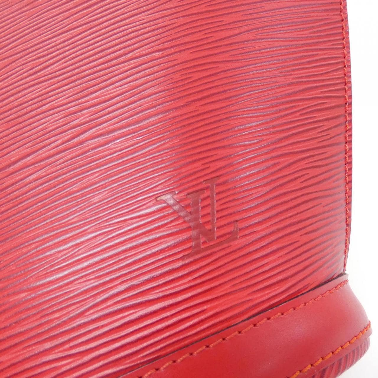 LOUIS VUITTON Epi Saint-Jacques M52277 包