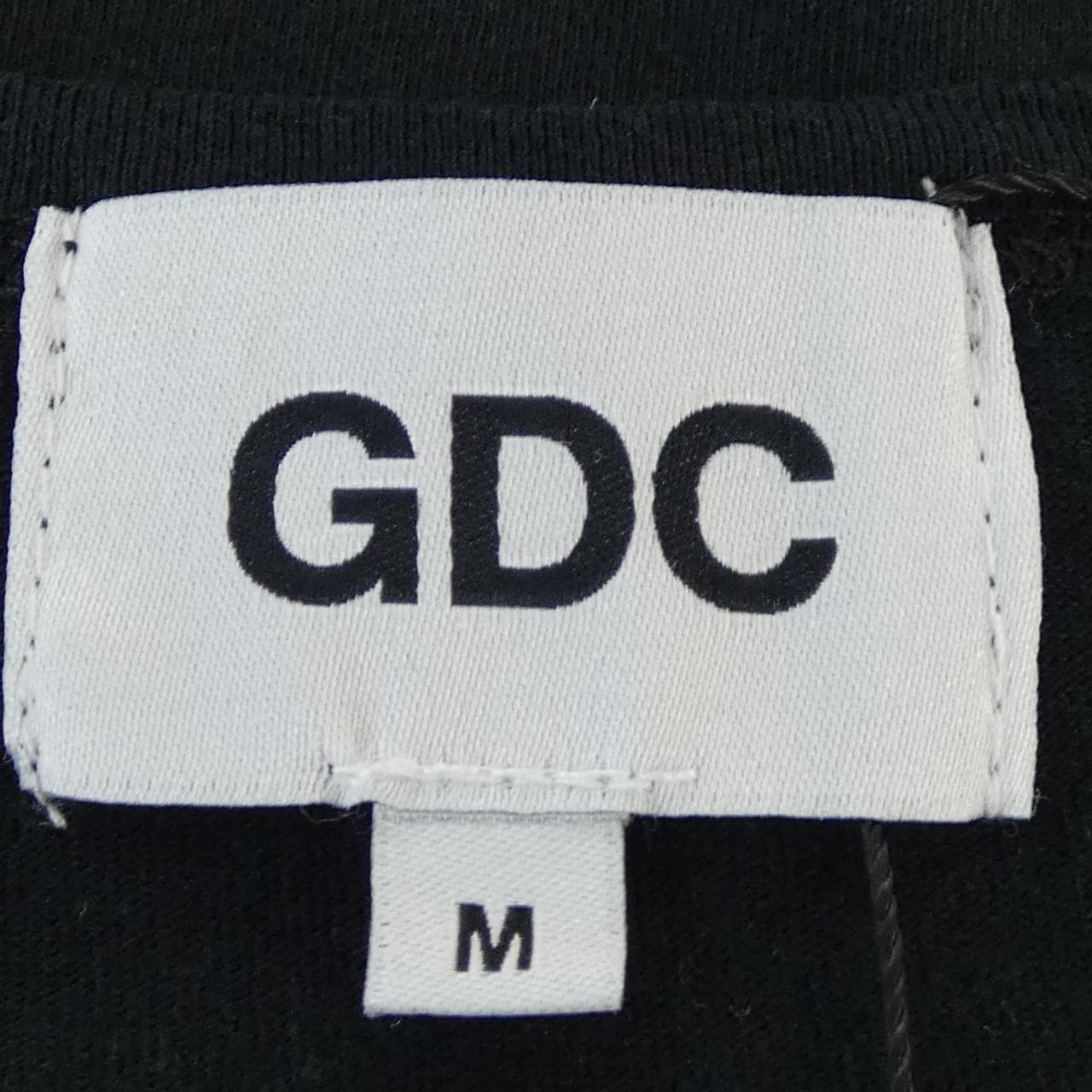 GDC GD0131　ZOE Tシャツ