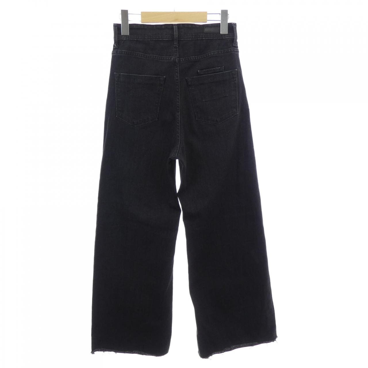 ヤヌーク YANUK ジーンズ