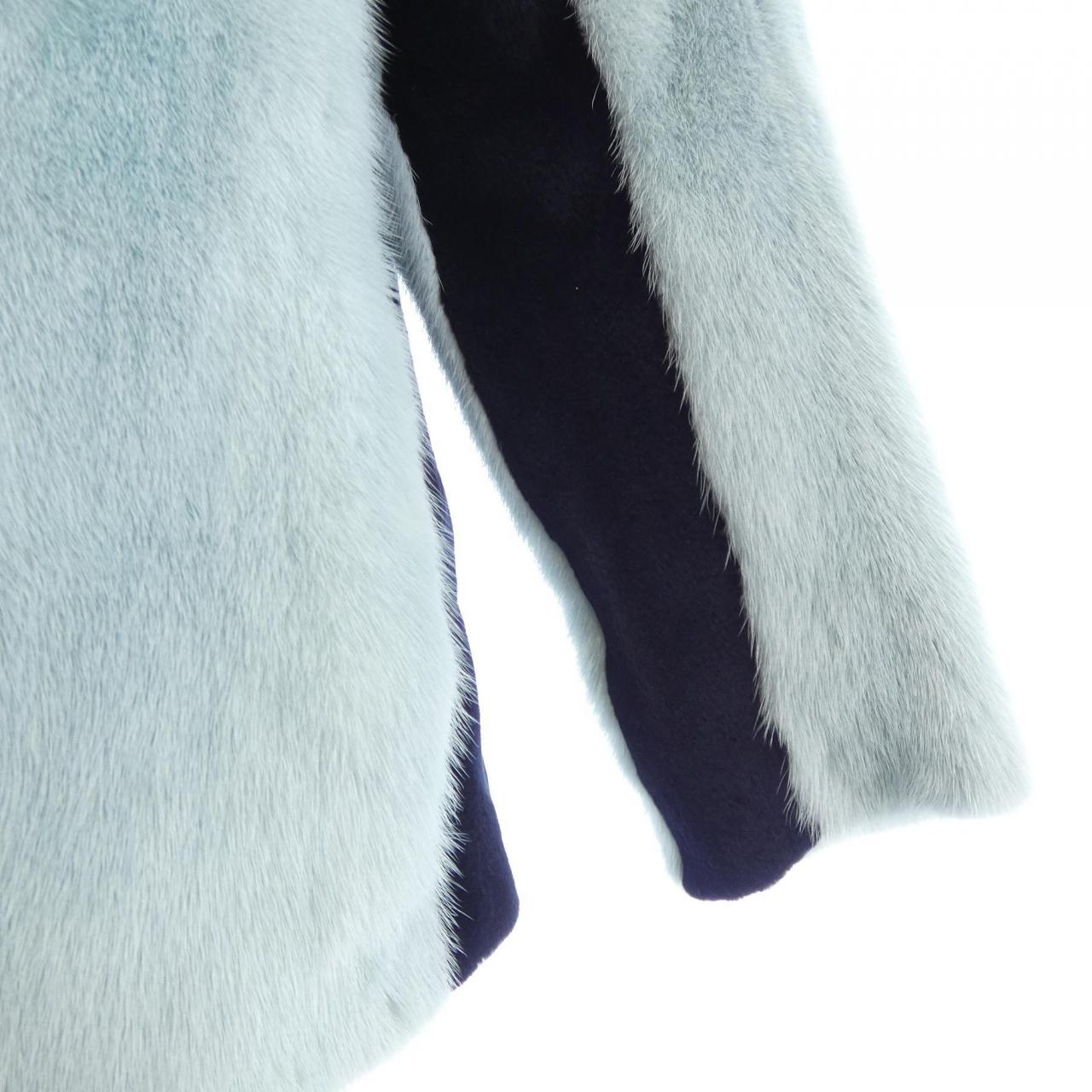 ヴェルサーチェ VERSACE A75391 コート