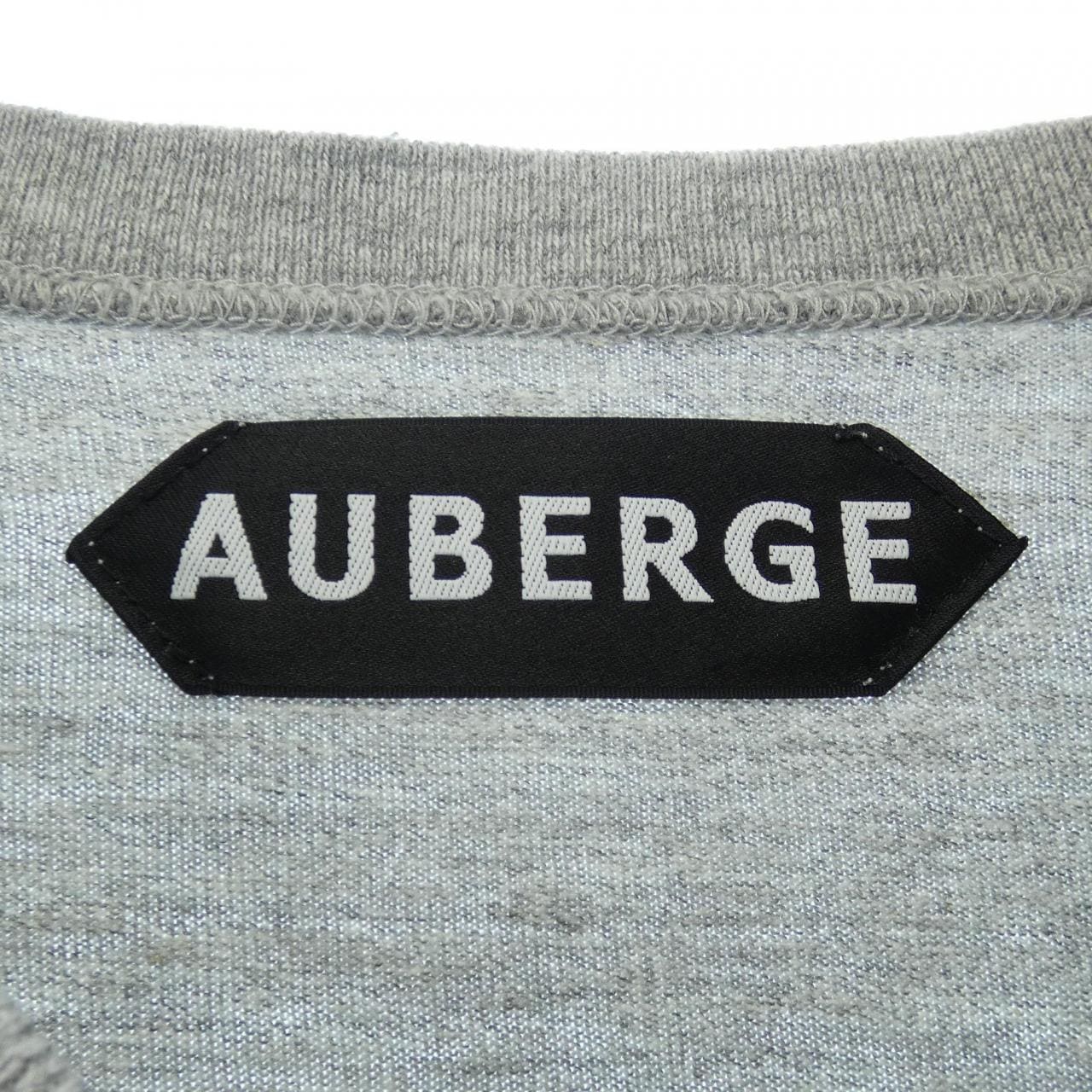 オーベルジュ AUBERGE Tシャツ