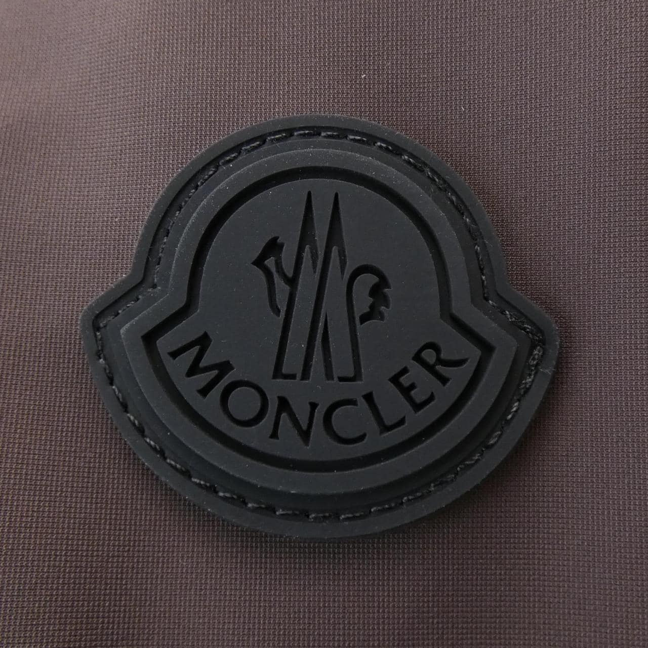 モンクレール MONCLER ダウンジャケット