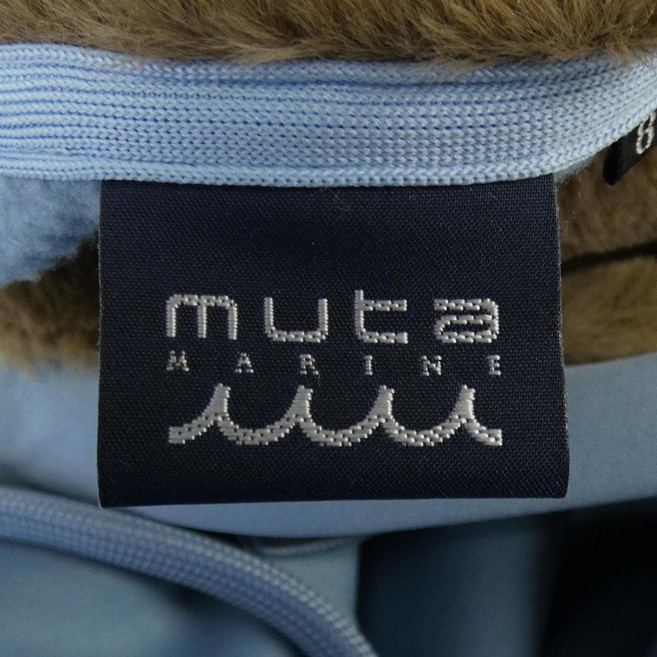 ムータ MUTA パーカー