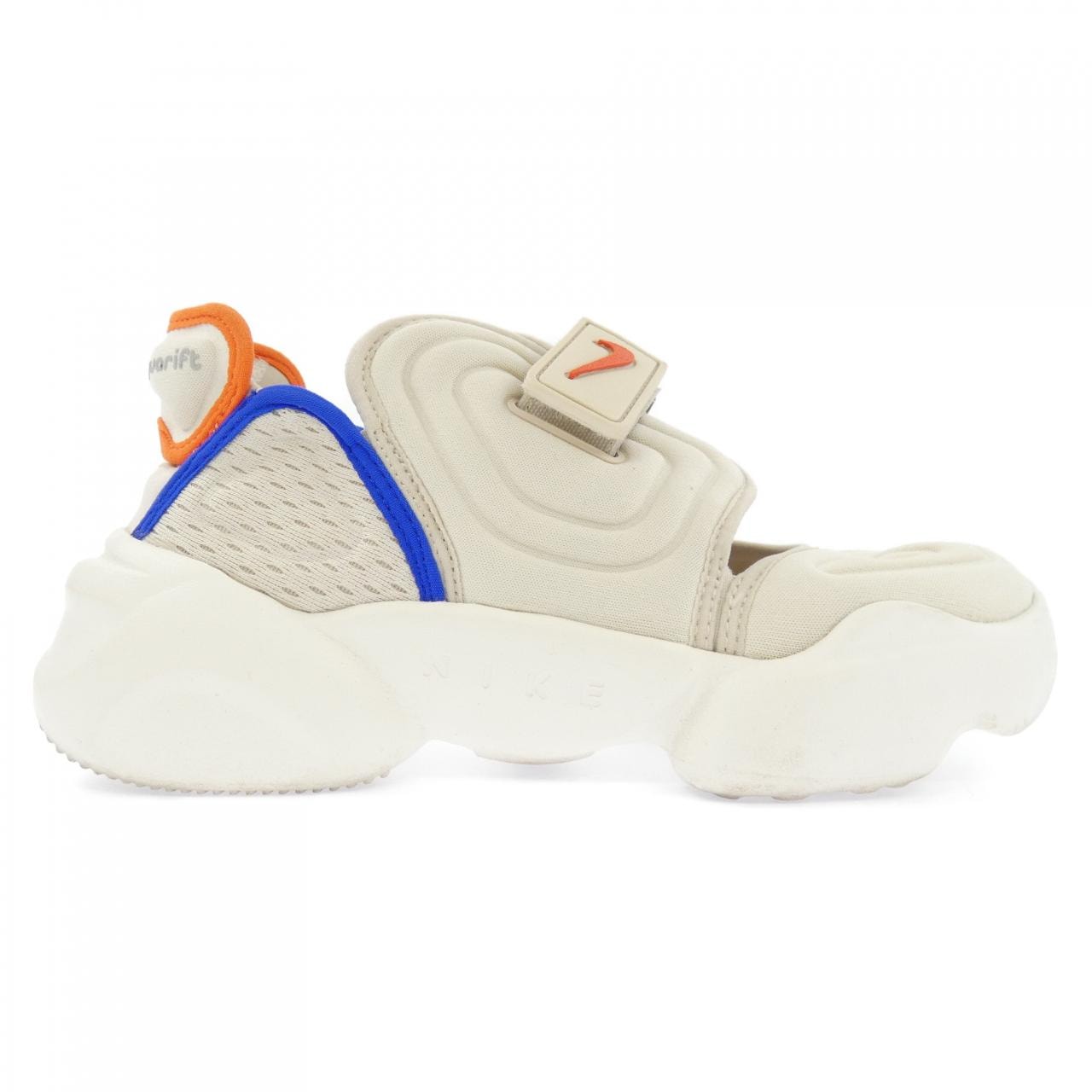 ナイキ NIKE DV0783 スニーカー