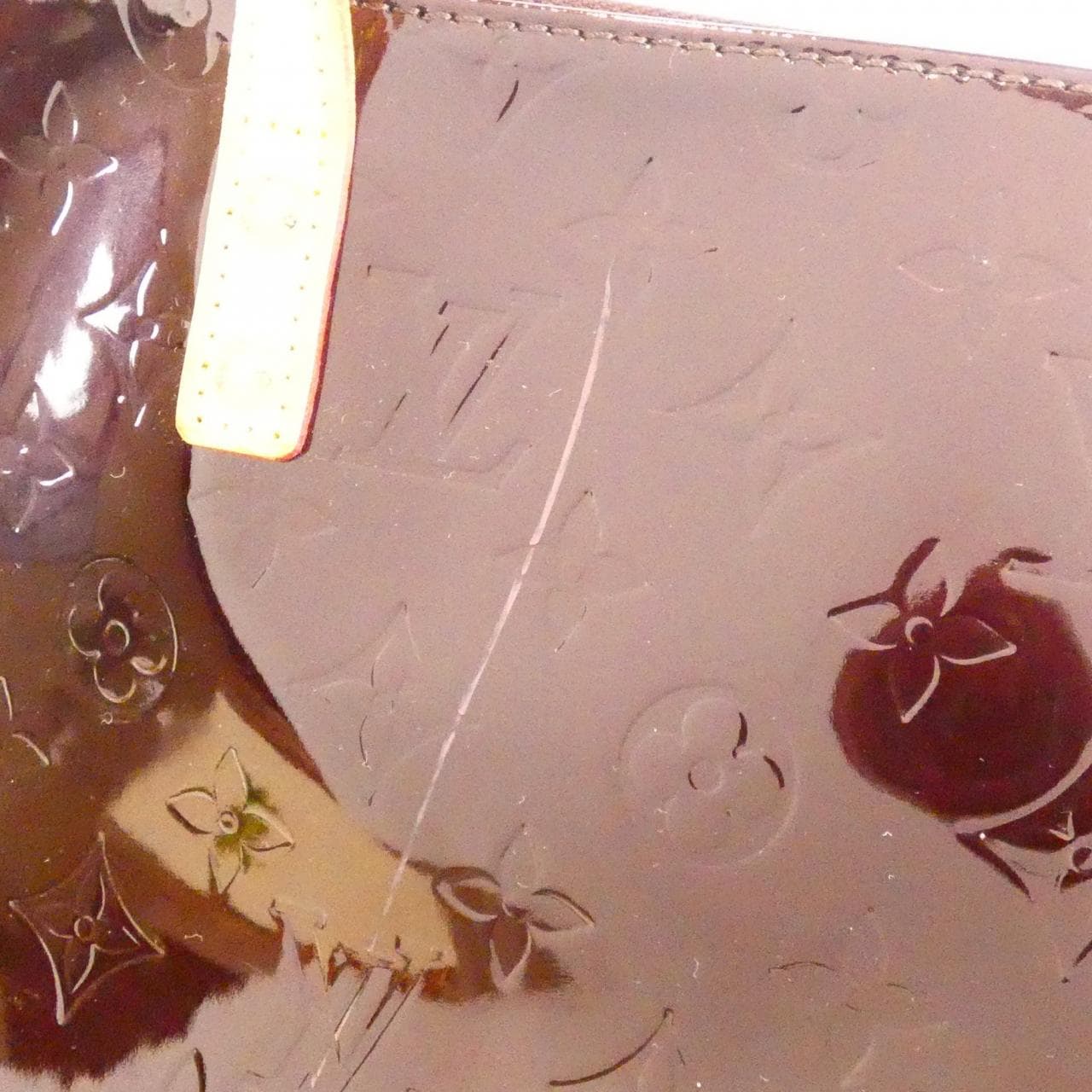 ルイヴィトン ヴェルニ ベルヴュー GM M93589 ショルダーバッグ