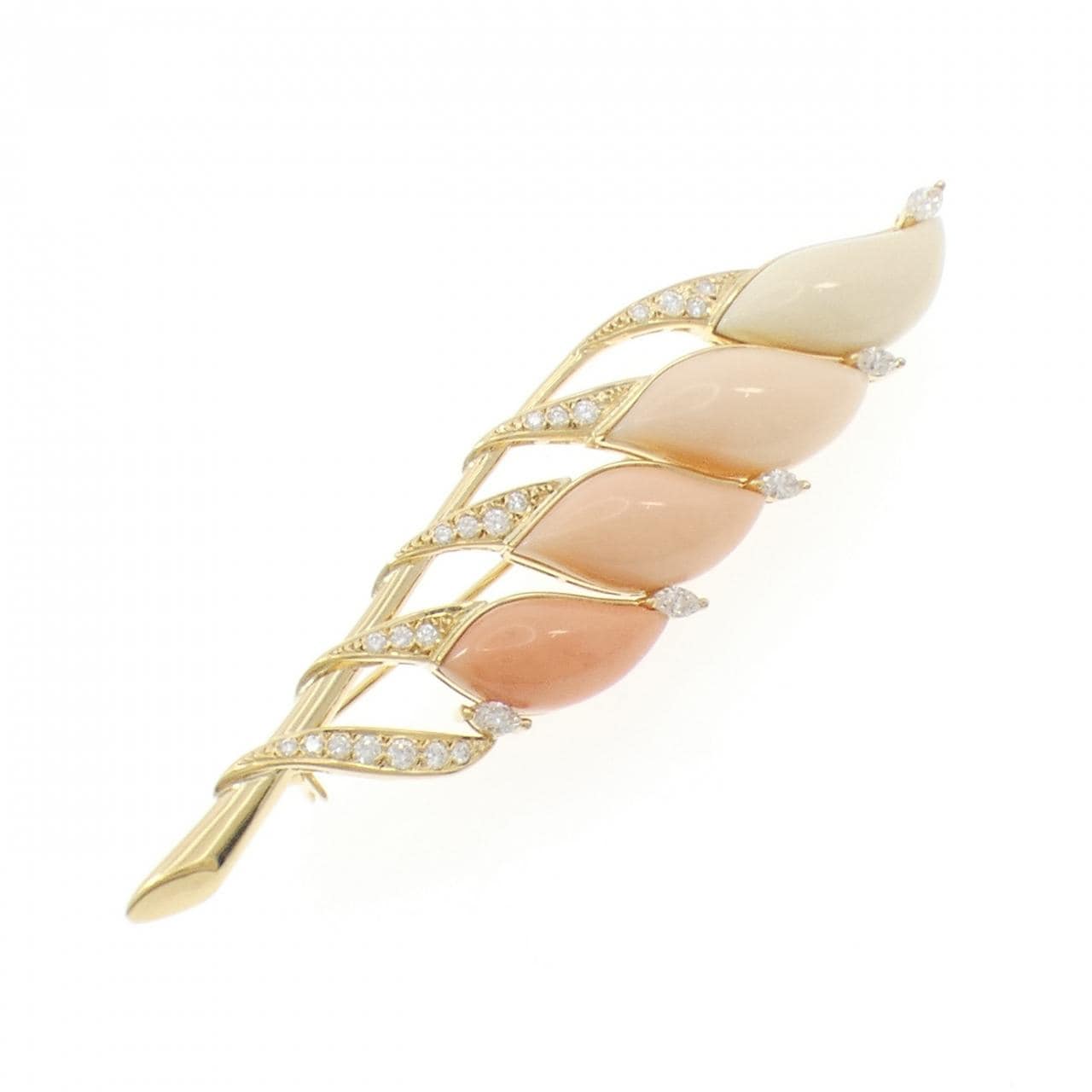 MIKIMOTO Coral Brooch