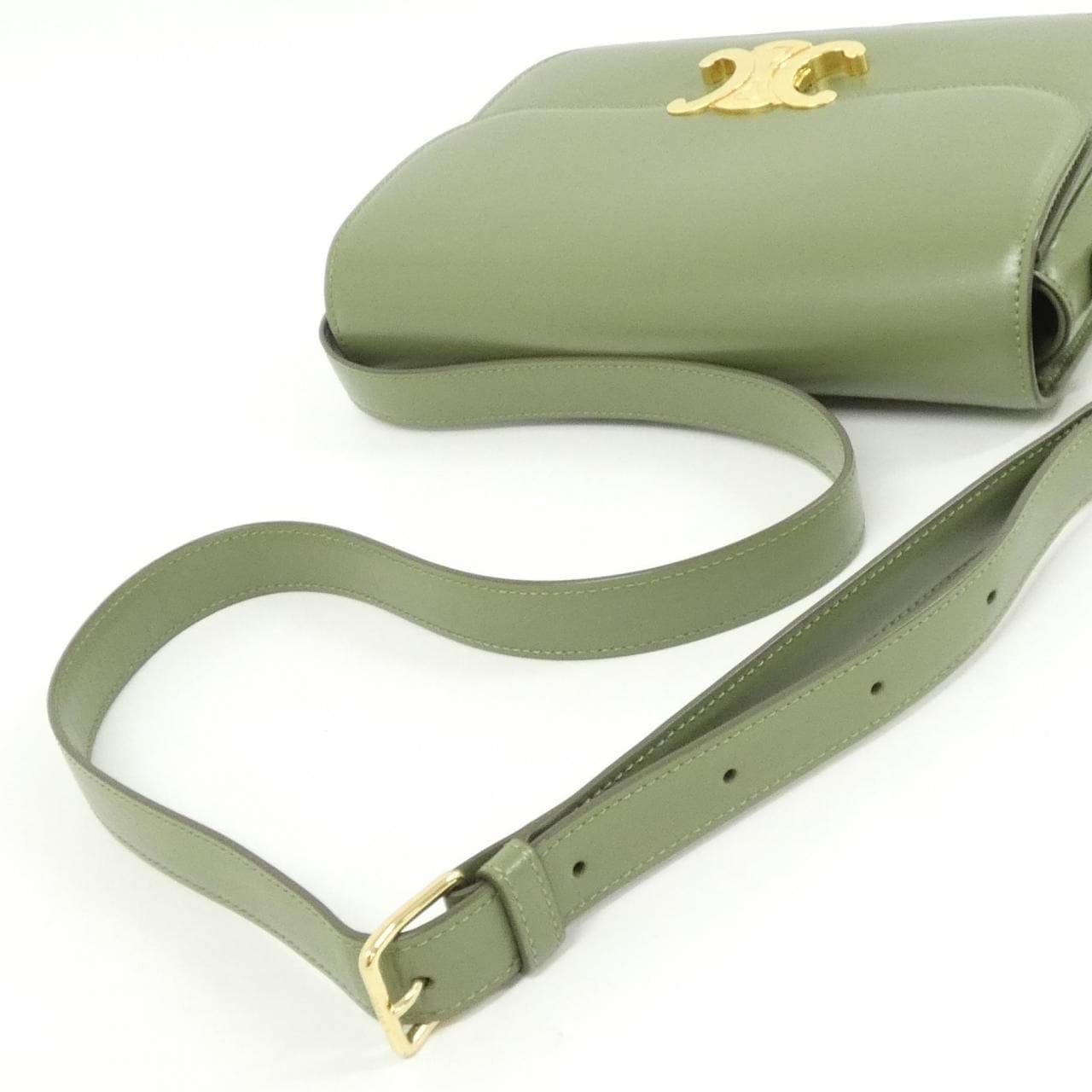 セリーヌ クラシック トリオンフ 187363BF4 ショルダーバッグ