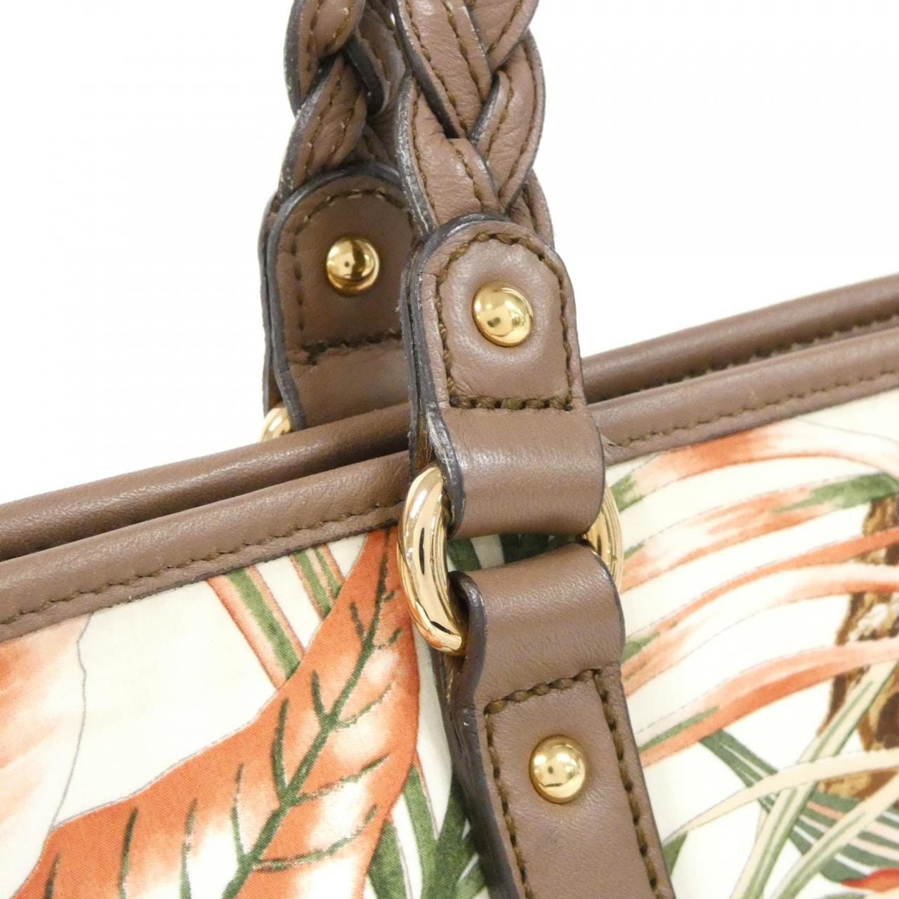 サルヴァトーレフェラガモ 21 C563 バッグ